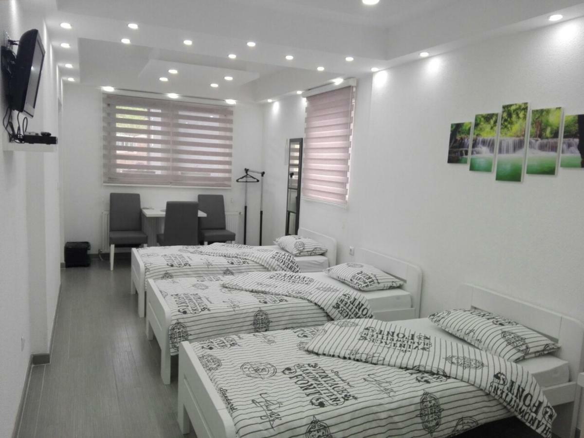 Apartments Airport Inn Dubrave Gornje Екстериор снимка
